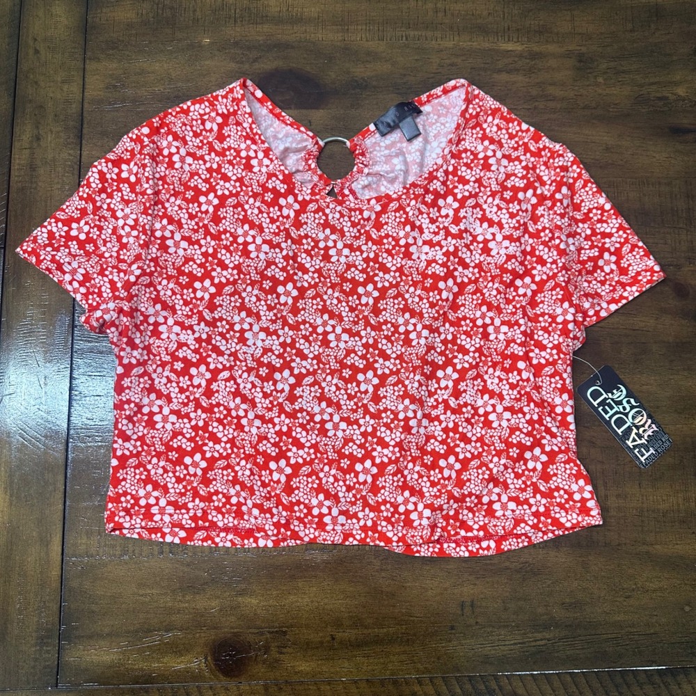 Faded Rose Womens XL Red Ditsy Floral Open Back Ring Detail Crop Top‎ NWT